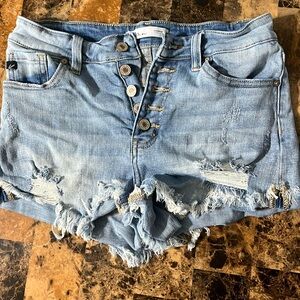 Kancan jean shorts size 27